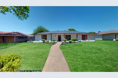 1017 Cloverdale Lane, DeSoto, TX 75115 - Photo 1