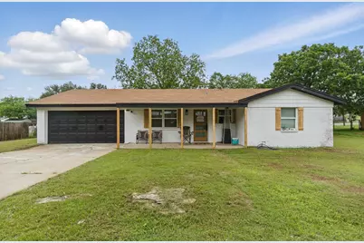2505 SE 13th Street, Mineral Wells, TX 76067 - Photo 1