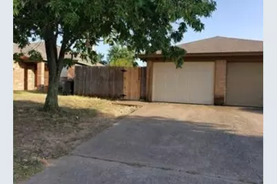 6612 S Creek Drive, Fort Worth, TX 76133 - Photo 1