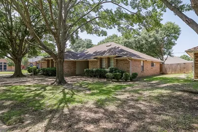 901 Willow Creek Drive, Mansfield, TX 76063 - Photo 1