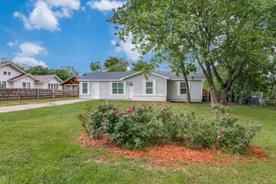 303 E Shelton Street, Alvarado, TX 76009 - Photo 1