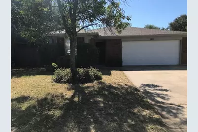 1355 Lincolnshire Way, Fort Worth, TX 76134 - Photo 1