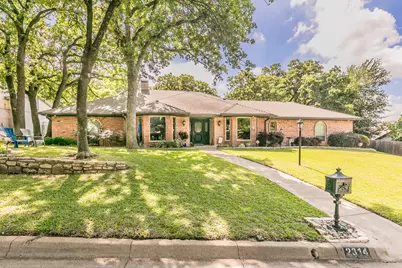 2314 Wakeforest Court, Arlington, TX 76012 - Photo 1