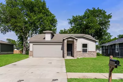 2301 Dillard Street, Fort Worth, TX 76105 - Photo 1