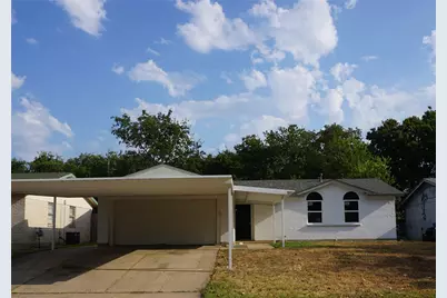 1645 Americana Boulevard, Blue Mound, TX 76131 - Photo 1