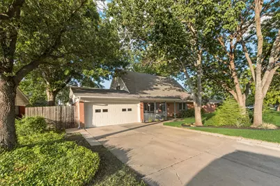 105 SE Harris Street, Burleson, TX 76028 - Photo 1