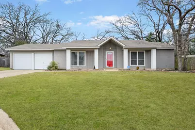 1323 Columbine Court, Arlington, TX 76013 - Photo 1