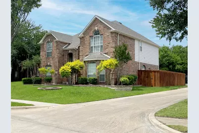 11216 Clover Knoll Drive, Frisco, TX 75035 - Photo 1