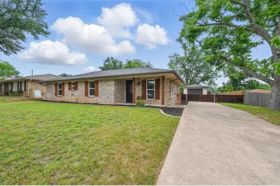 1632 Pecan Park Drive, Arlington, TX 76012 - Photo 1