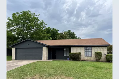1633 Edge Hill Road, Benbrook, TX 76126 - Photo 1