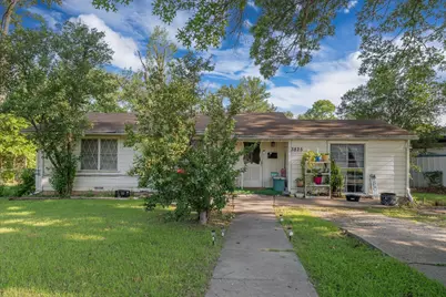 3825 Belmont Drive, Waco, TX 76711 - Photo 1