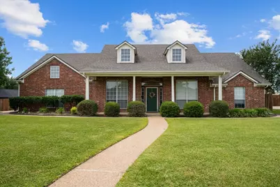 809 Remington Park, Robinson, TX 76706 - Photo 1