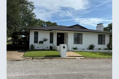 101 Cluster Drive, Mineral Wells, TX 76067 - Photo 1