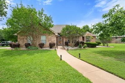 1601 Browning Lane, Cleburne, TX 76033 - Photo 1
