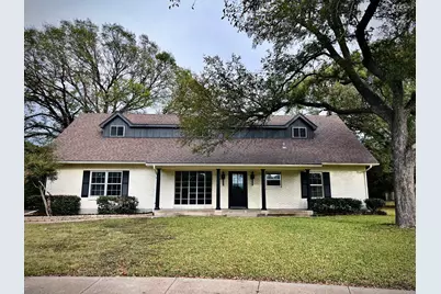 1707 Williamsburg Circle, Ennis, TX 75119 - Photo 1