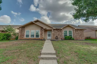 2829 Windsor Drive, Flower Mound, TX 75028 - Photo 1