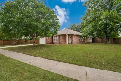 2824 Custer Drive, Corinth, TX 76210 - Photo 1