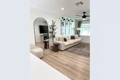 107 S Lakeview Drive, Lacy Lakeview, TX 76705 - Photo 1