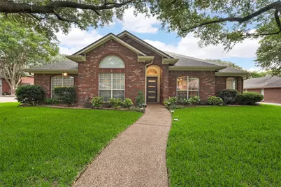 809 Meadow Mountain Drive, Waco, TX 76712 - Photo 1