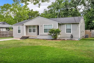 203 Olive Street, Waxahachie, TX 75165 - Photo 1