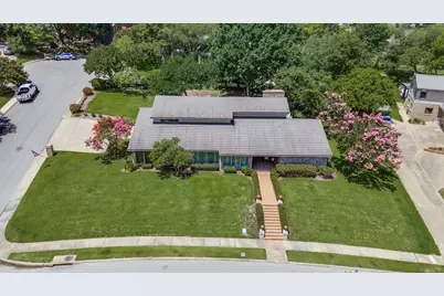 100 La Paz Court, Irving, TX 75062 - Photo 1