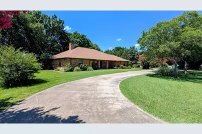 917 Sandra Lane, Grand Prairie, TX 75052 - Photo 1