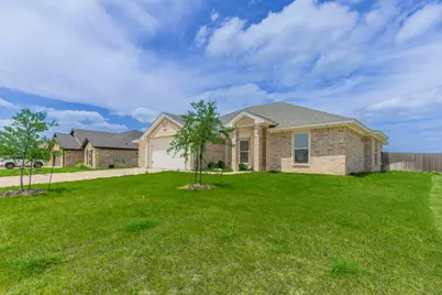 141 Dana Point, Lorena, TX 76655 - Photo 1