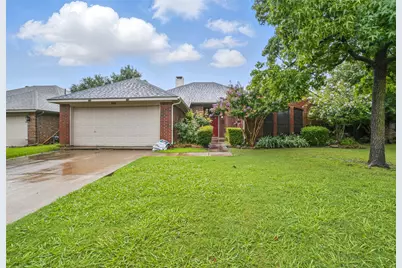 911 Crest Meadow Lane, Mesquite, TX 75181 - Photo 1