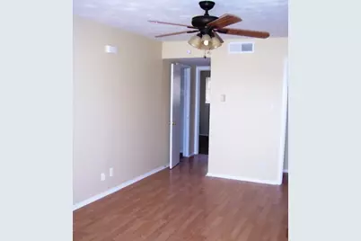 204 E 12th Street, Dallas, TX 75203 - Photo 1