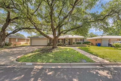 2113 Trinity Drive, Waco, TX 76710 - Photo 1