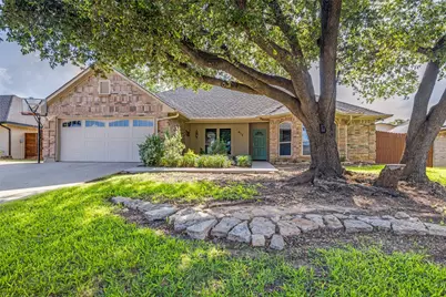 617 Ruth Drive, Kennedale, TX 76060 - Photo 1