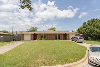 4509 Anchor Court, Fort Worth, TX 76135 - Photo 1