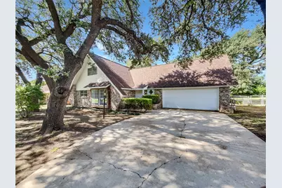 5941 Ten Mile Bridge Road, Fort Worth, TX 76135 - Photo 1