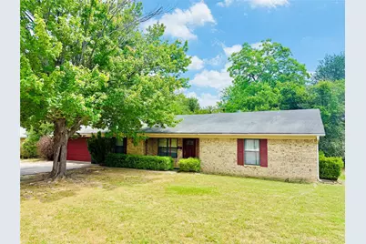 380 NE 32nd Street, Paris, TX 75460 - Photo 1