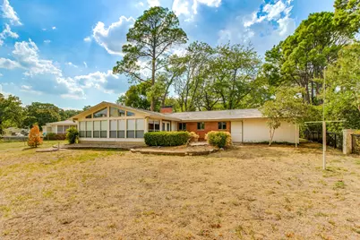 1822 Silverside Drive, Grapevine, TX 76051 - Photo 1