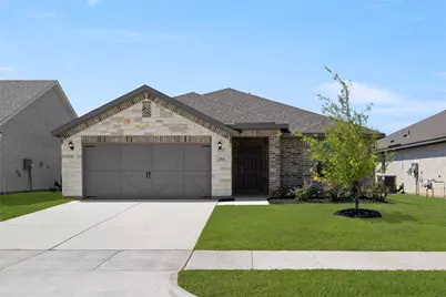 313 Comanche, Cleburne, TX 76033 - Photo 1