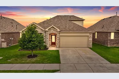 660 Ridgeback Trail, Fort Worth, TX 76052 - Photo 1
