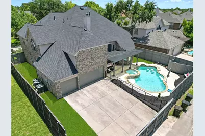 8105 Hazeltine Drive, Plano, TX 75025 - Photo 1