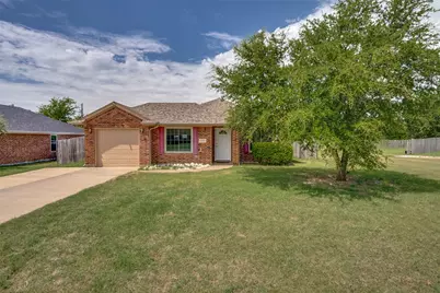 503 Mesquite Drive, Rio Vista, TX 76093 - Photo 1