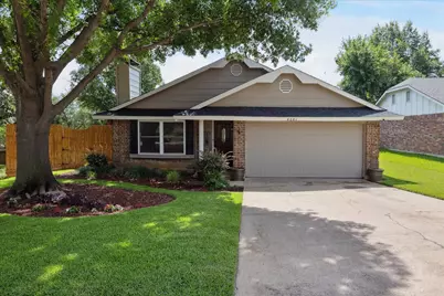 4201 Ravenhill Lane, Arlington, TX 76016 - Photo 1