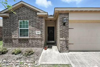 6161 Chalk Hollow Drive, Fort Worth, TX 76179 - Photo 1