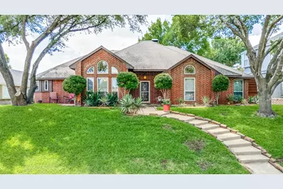 646 Rickey Canyon Avenue, DeSoto, TX 75115 - Photo 1