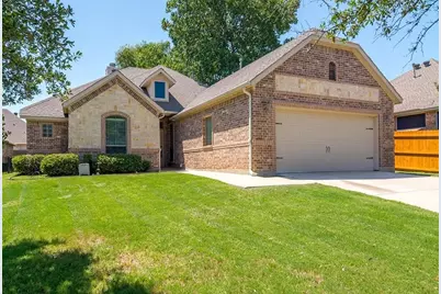 5130 Southpoint Drive, Arlington, TX 76017 - Photo 1