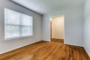 1310 Kingsbridge Dr, Garland, TX 75040 - Photo 4
