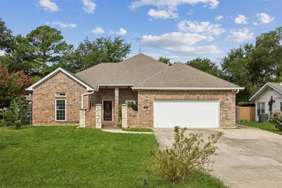 307 Ada Street, Irving, TX 75061 - Photo 1