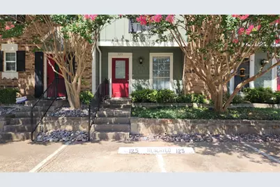125 Surrey Lane, Euless, TX 76039 - Photo 1