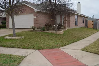 816 Savage Drive, Denton, TX 76207 - Photo 1