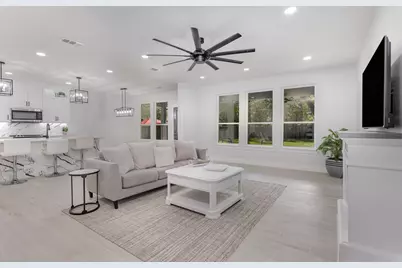 1122 S Montclair Avenue, Dallas, TX 75208 - Photo 1