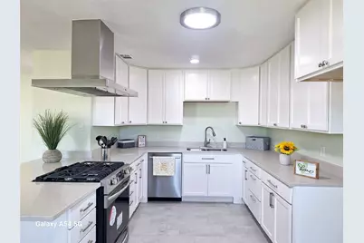 4260 Wilshire Boulevard, Dallas, TX 75241 - Photo 1