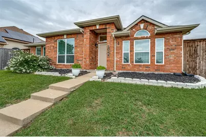 5044 Lakeshore Boulevard, The Colony, TX 75056 - Photo 1